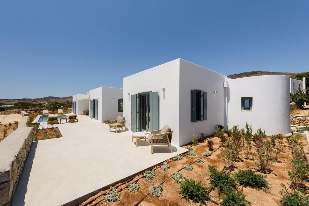 Villa Complex White And Rocks Páros Exteriör bild