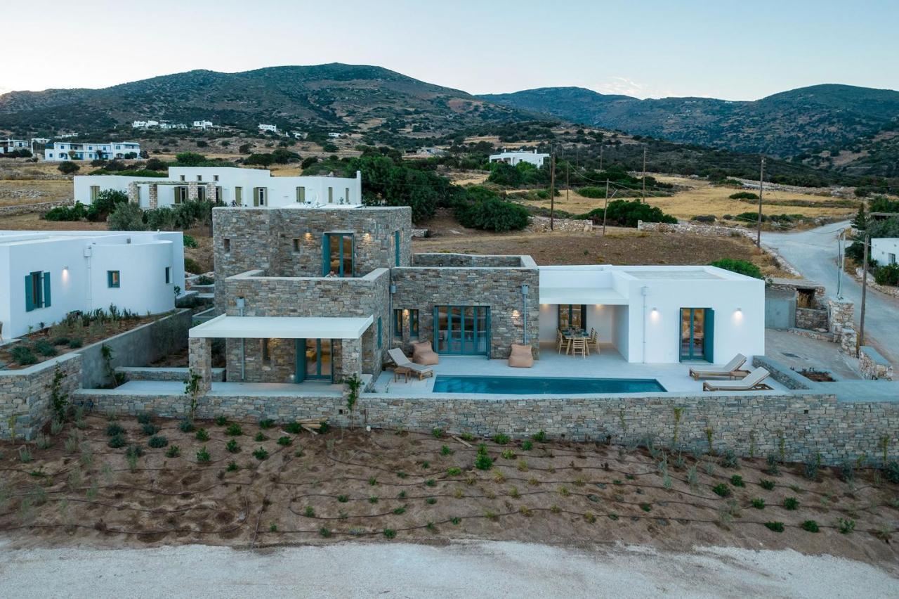 Villa Complex White And Rocks Páros Exteriör bild