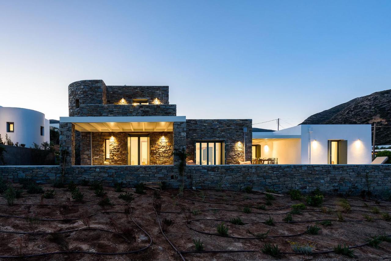 Villa Complex White And Rocks Páros Exteriör bild